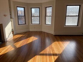 1728 Beacon St, Unit 2 in Brookline, MA - Building Photo