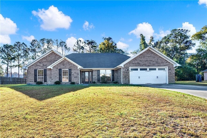 125 Shawn Ct in Hinesville, GA - Building Photo