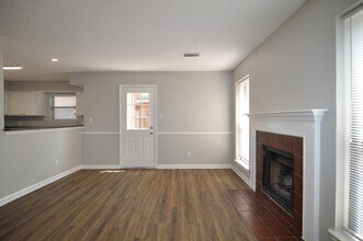 2612 San Sabastian Cir in Grand Prairie, TX - Building Photo - Building Photo