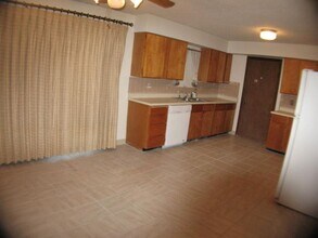 2253 Turquoise Dr in Pueblo, CO - Building Photo - Building Photo