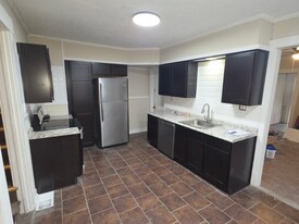 4074 Skiff St in Kirtland, OH - Building Photo