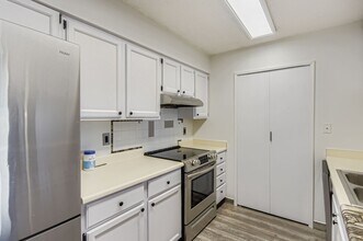 7420 E Quincy Ave, Unit Quincy in Denver, CO - Foto de edificio - Building Photo