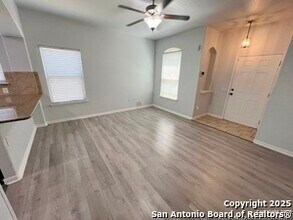 11527 Pelican Pass in San Antonio, TX - Building Photo - Building Photo