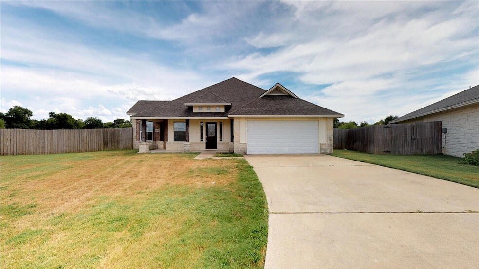 2808 Horseback Dr in College Station, TX - Building Photo