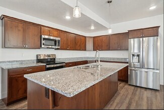 2918 Pingree Ave E in Ogden, UT - Building Photo - Building Photo