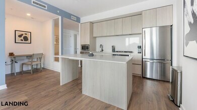 1320 4th St NE, Unit 301 in Washington, DC - Building Photo - Building Photo