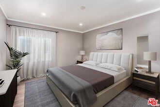 1734 N Fuller Ave-Unit -205 in Los Angeles, CA - Building Photo - Building Photo