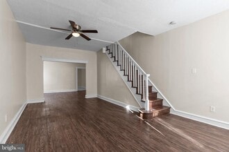 3210 N Etting St in Philadelphia, PA - Foto de edificio - Building Photo