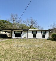 302 26th St in Phenix City, AL - Building Photo