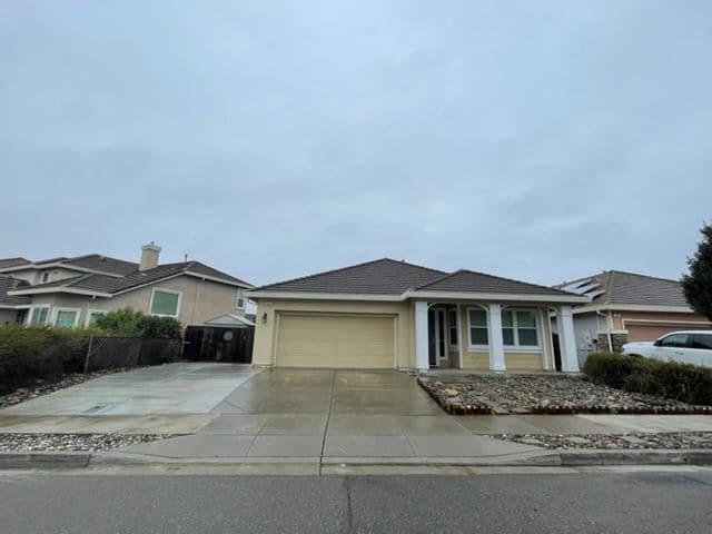 1322 Yosemite Cir in Oakley, CA - Building Photo - Building Photo