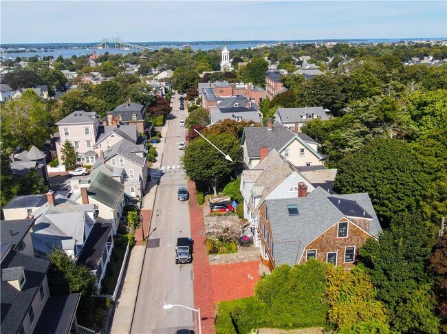 34 Bull St in Newport, RI - Building Photo - Building Photo