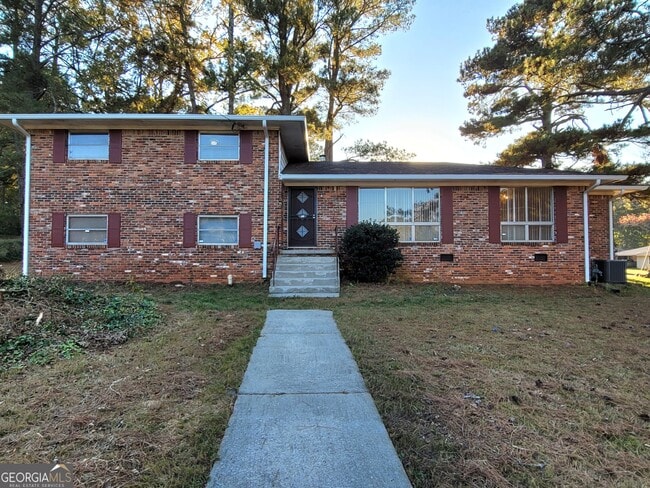 property at 2137 Galway Ln