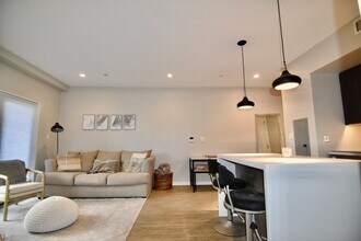 112 Savin Hill Ave in Boston, MA - Building Photo - Building Photo