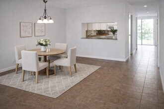 1248 S Military Trail in Deerfield Beach, FL - Building Photo - Building Photo