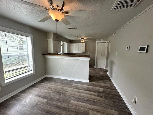 property at 4611 Bradshaw St