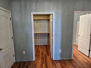 2929 W Yorkshire Dr, Unit The Springs atbYorkshire in Phoenix, AZ - Building Photo - Building Photo