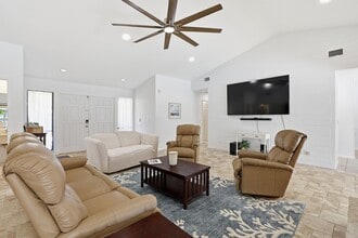 3 Old Fence Rd in Palm Beach Gardens, FL - Building Photo - Building Photo