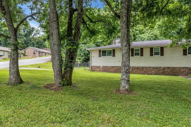 2601 Morganmeade Dr in Nashville, TN - Building Photo - Building Photo