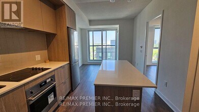130 River St in Toronto, ON - Building Photo - Building Photo