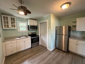 190 Rogers Rd in Manteo, NC - Building Photo - Building Photo