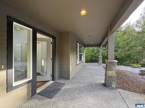 756 High Country Dr, Unit 2 in Port Angeles, WA - Building Photo - Building Photo