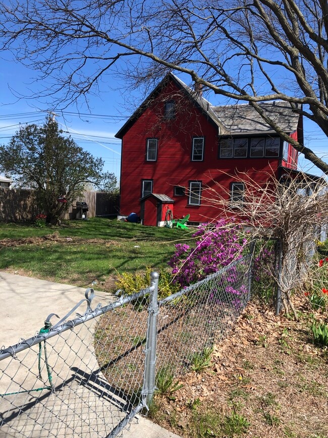 59 Saint Mary St, Unit 2