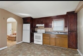 13 Alvarado St in Alton, TX - Building Photo - Building Photo