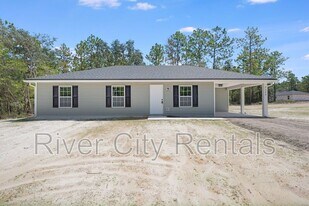 7156 Duke St in Keystone Heights, FL - Building Photo