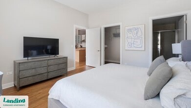 1222 W Madison St in Chicago, IL - Foto de edificio - Building Photo