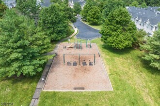 119 Hoover Ave in Princeton, NJ - Foto de edificio - Building Photo