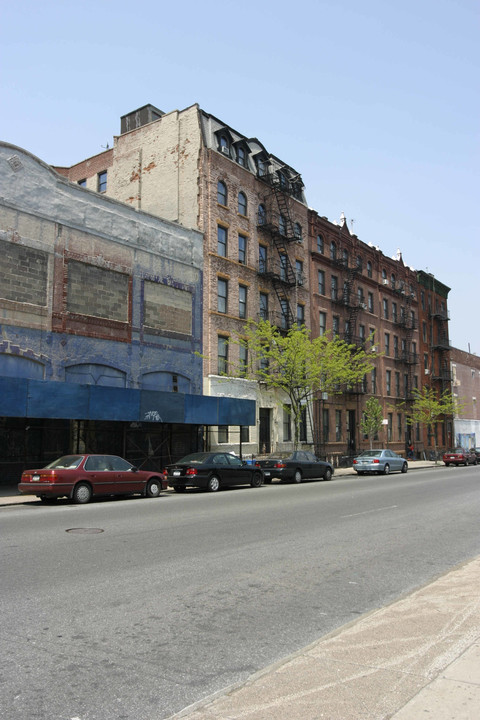 1377 Bedford Ave in Brooklyn, NY - Building Photo