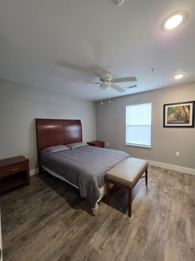 102 E Orchard Loop in D'Iberville, MS - Building Photo - Building Photo