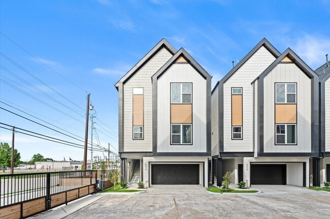 property at 5209 Green Pine Tree Dr