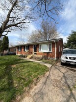 2477 Wanda Way in Lexington, KY - Building Photo