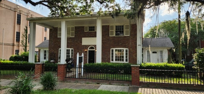 property at 510 N Adams St