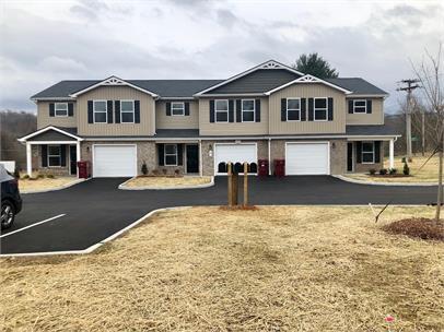 property at 2229 N Greenwood Dr