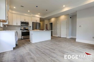 135 Franklin St, Unit 2 in Boston, MA - Building Photo