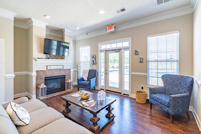 Reserve at Regents Center