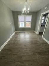 2557 S 6th St in Springfield, IL - Building Photo - Building Photo