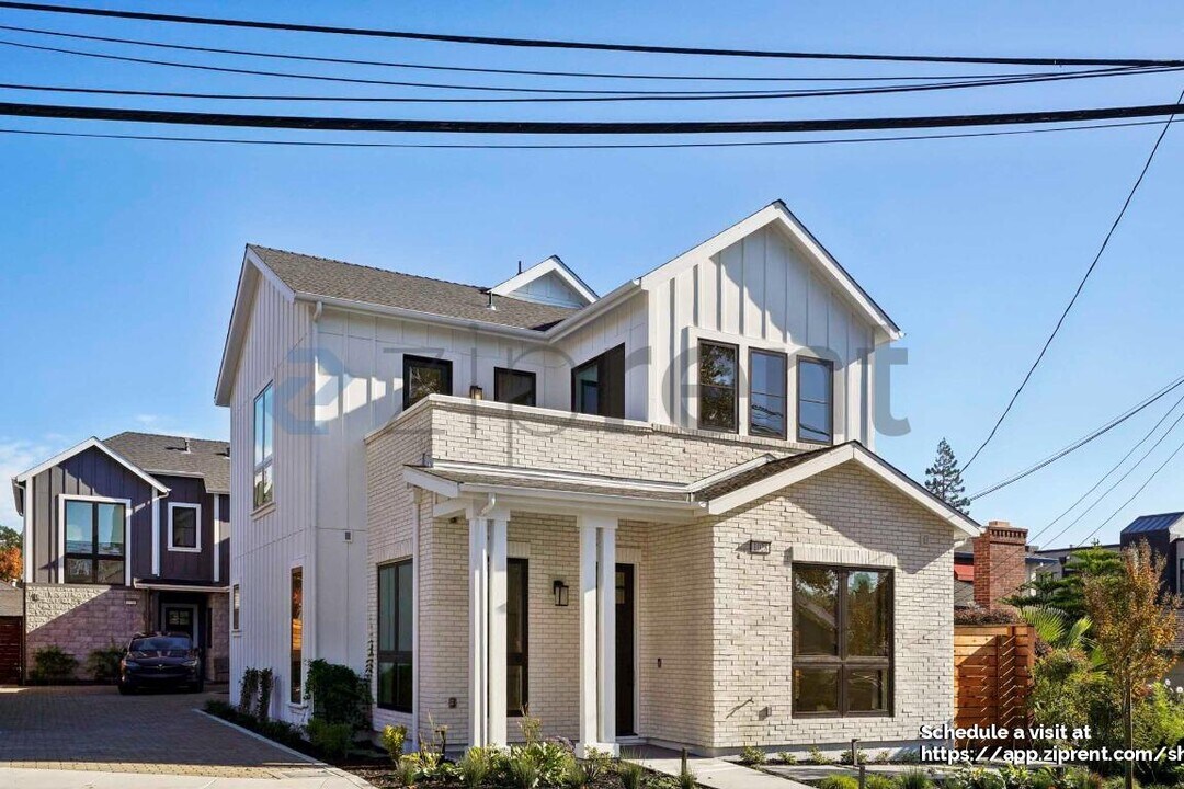 1028 Brown Ave in Lafayette, CA - Building Photo