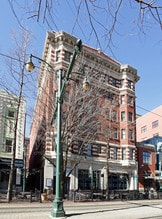 135 S Main St in Memphis, TN - Building Photo - Building Photo