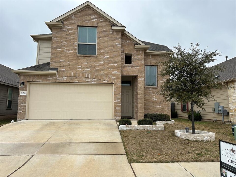 800 Fortrose Ter in Pflugerville, TX - Building Photo