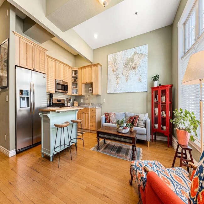 800 E 18th Ave, Unit 106