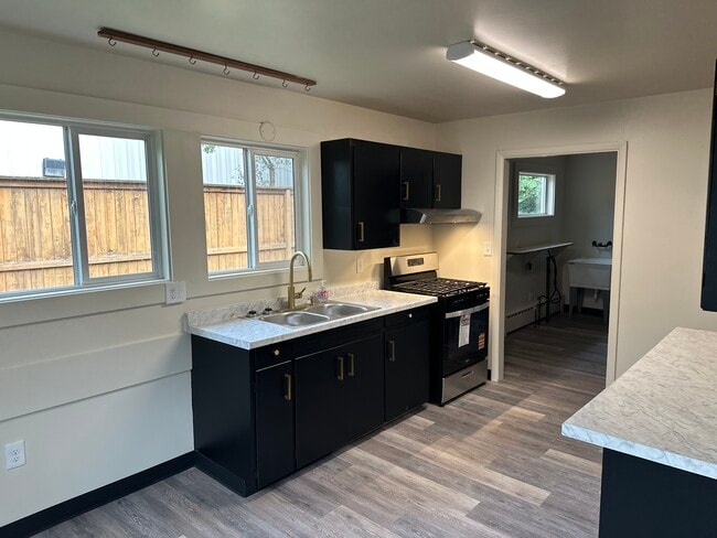 property at 3304 Dorbrandt St
