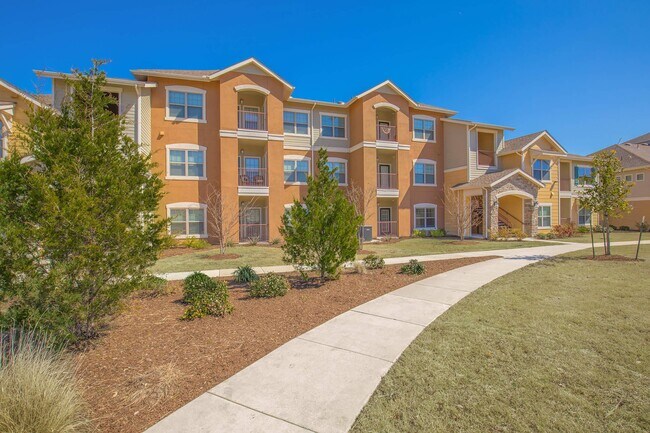 Cypress Creek Apartment Homes at Parker Bo... photo'