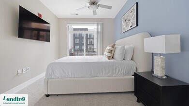 1000 S Broadway, Unit 260 in Denver, CO - Building Photo - Building Photo