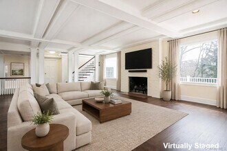 50 Greenacres Ave in Scarsdale, NY - Building Photo - Building Photo