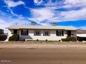 1307 Chadbourne St in El Paso, TX - Building Photo