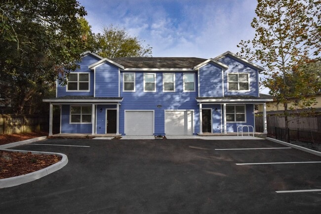 2610 SW 35th Pl in Gainesville, FL - Building Photo - Building Photo