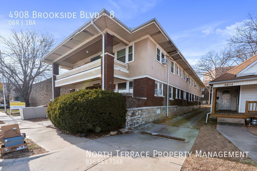 4908 Brookside Blvd-Unit -8 in Kansas City, MO - Building Photo